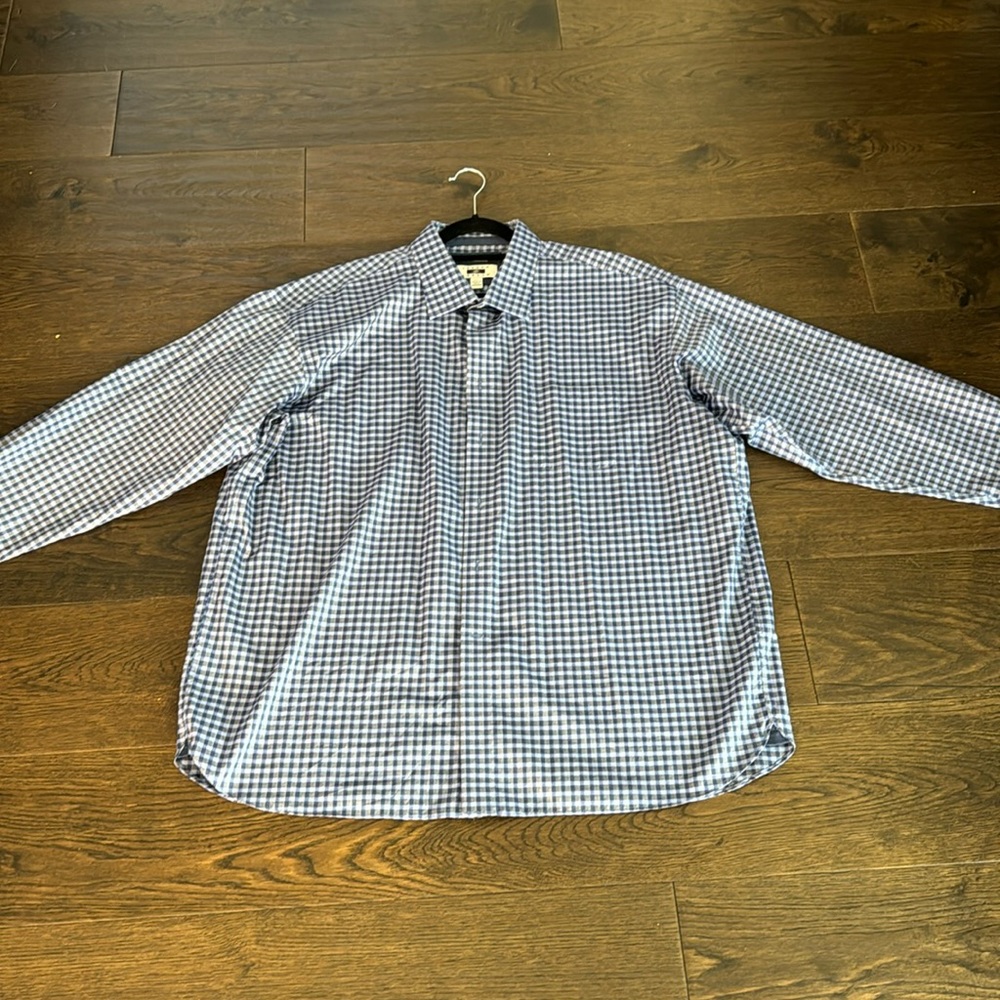 men’s blue long sleeve button down